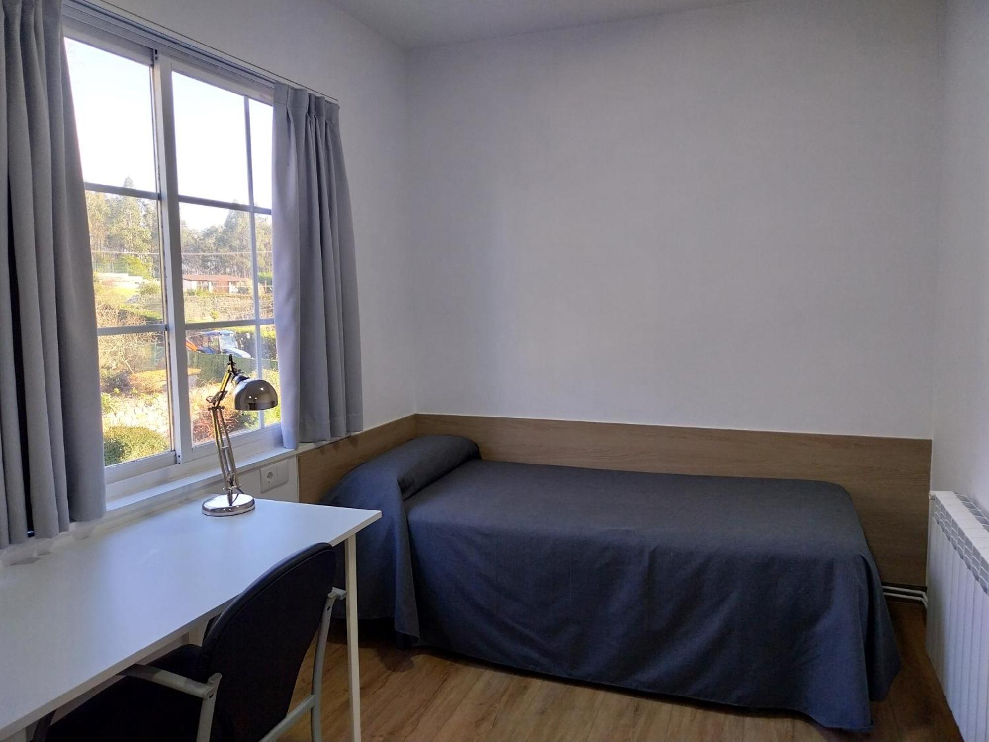 Residencia Universitaria Resa Siglo XXI Culleredo Quarto foto